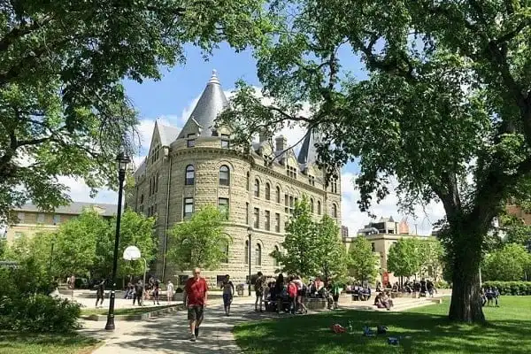 Free Application for Canadian Universities University of Winnipeg President’s Scholarship