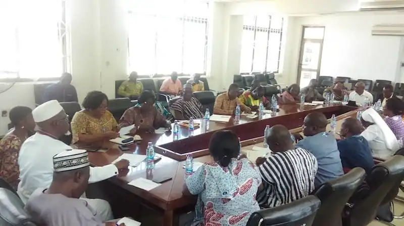 Use Discretion to DIVIDE SHS1 Students into Gold and Green Tracks: CHASS Told 