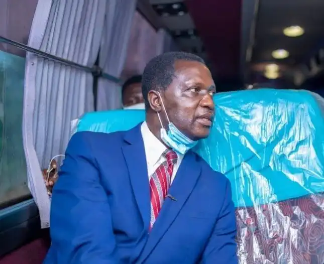 parents donate to schools