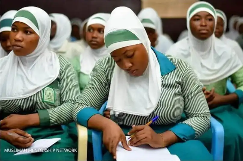 Ramadan fast by Muslim students