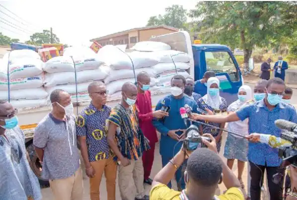 Distribution of food to SHSs ongoing