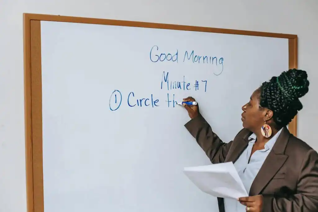 Maths Teacher Vacancy At Amrahia Job Vacancy for English Language and Mathematics Tutors Job Vacancy For English Language Teacher