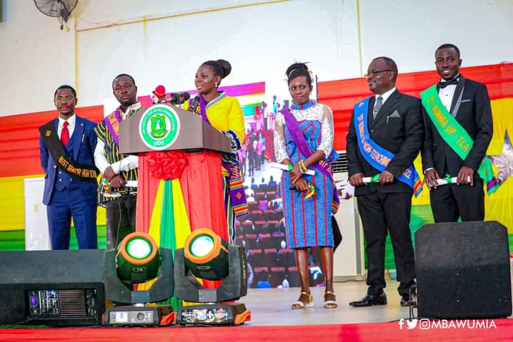 Teachers "Jealous" 2022 Ghana Teacher Prize Winner, Question Her Success On Social Media, 2022 Ghana Teacher Prize: 4 mouth-watering prizes for Stella Gyimaah Larbi