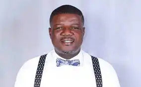 Dafeamekpor Replies Gabby's Tweet On The 2023 Budget