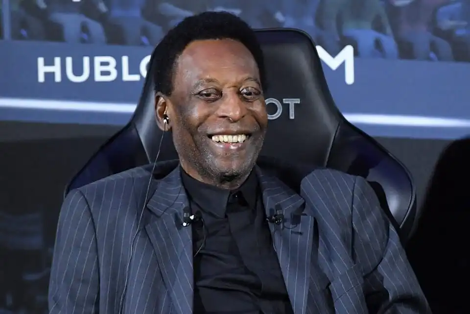 Pele dies at age 82