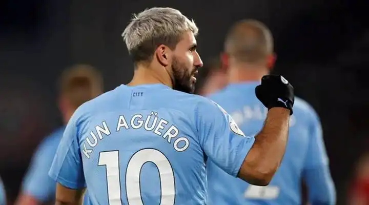Footballers Who Became More Popular Than Their Father