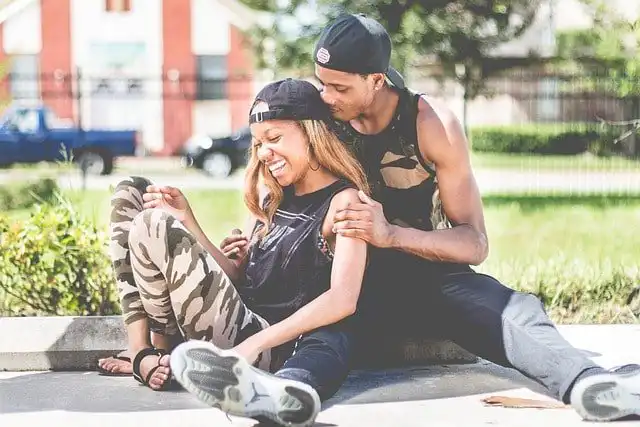 25 signs and things men do to show they don't love a lady Must read