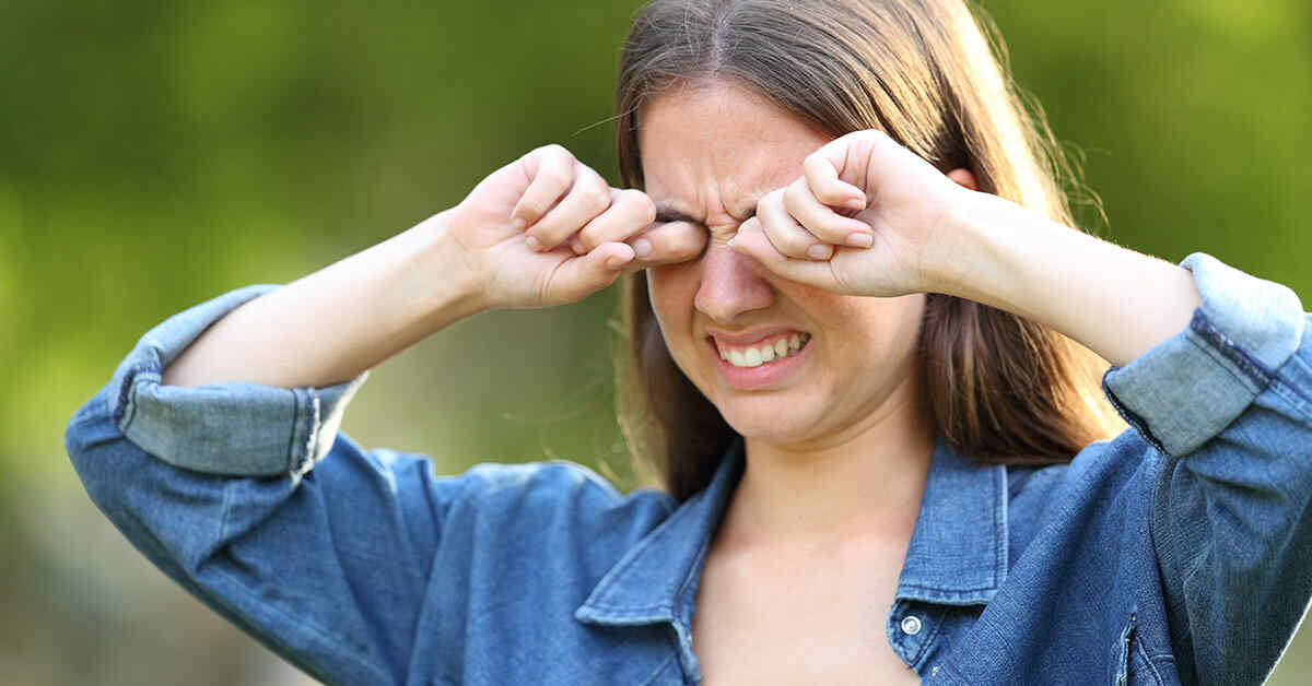 Emerging Reasons why you should stop rubbing your eyes