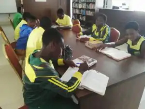 SHS Students Learning 