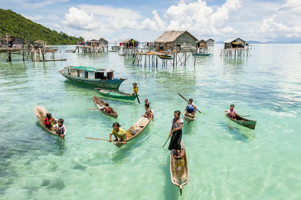 Checkout The Tribe Who Live Most Of Their Life Under Water