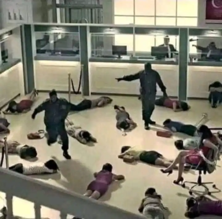 9 useful lessons of life learned from an armed robberry in Zimbabwe