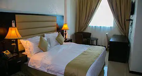 How to book a hotel room in Ghana