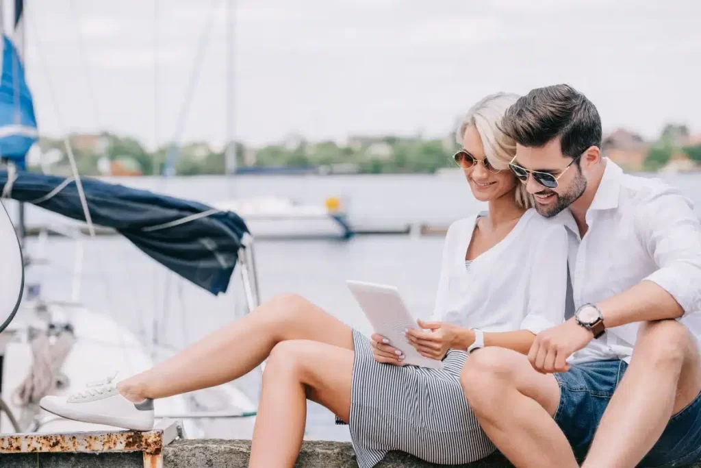 New Dating App For Digital Nomads Connects Travelers 