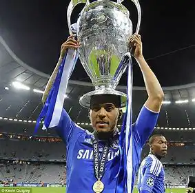 Akrobeto interviews Chelsea star Ryan Bertrand on UTV