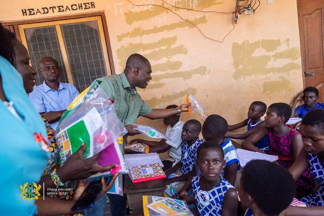 DG-GES tours affected flood areas