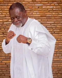 Today in History: Azumah Nelson won his second heavyweight title 