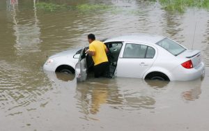 How To Escape From A Sinking Car