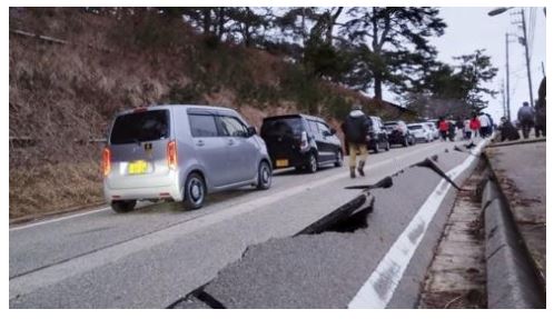 Powerful quake in Japan tears down homes