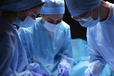 Why Doctors Wear Green Or Blue During Operation