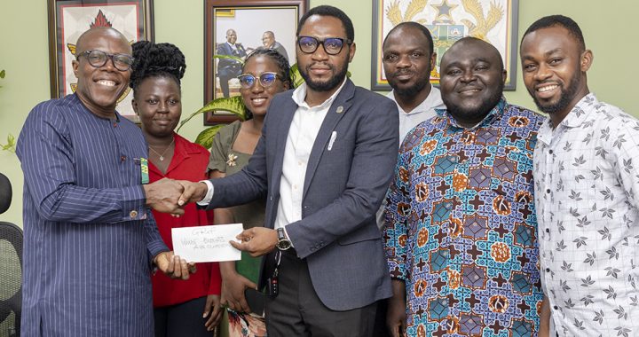 Vice Chancellor donation to gref