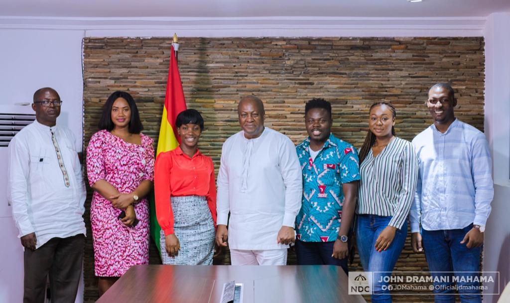 Mahama vows to scrap Teacher Licensure Exams, review Free SHS policy
