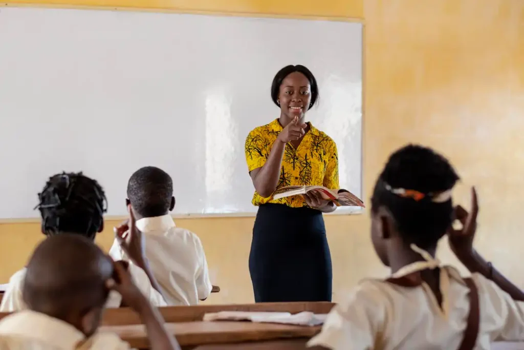 Tempani SHS declares vacancies