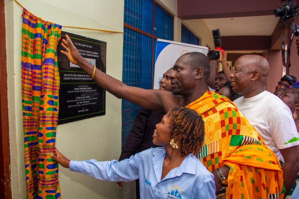 GES Director General Inaugurates 8th Library (SUGN)