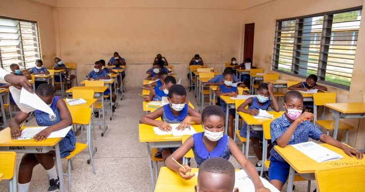 Solve the following 2024 BECE Creative Arts Questions