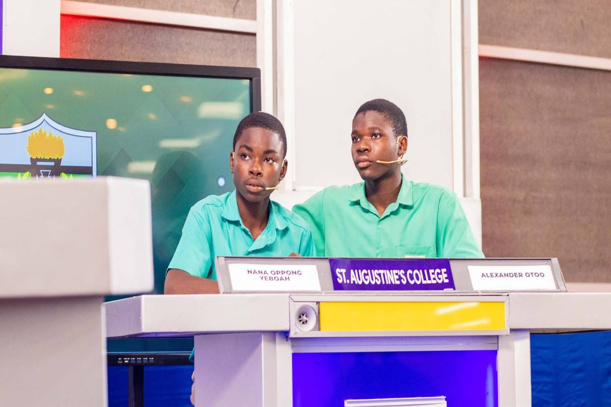 Vice-President donates GH₵20,000 each to 2024 NSMQ finalist schools