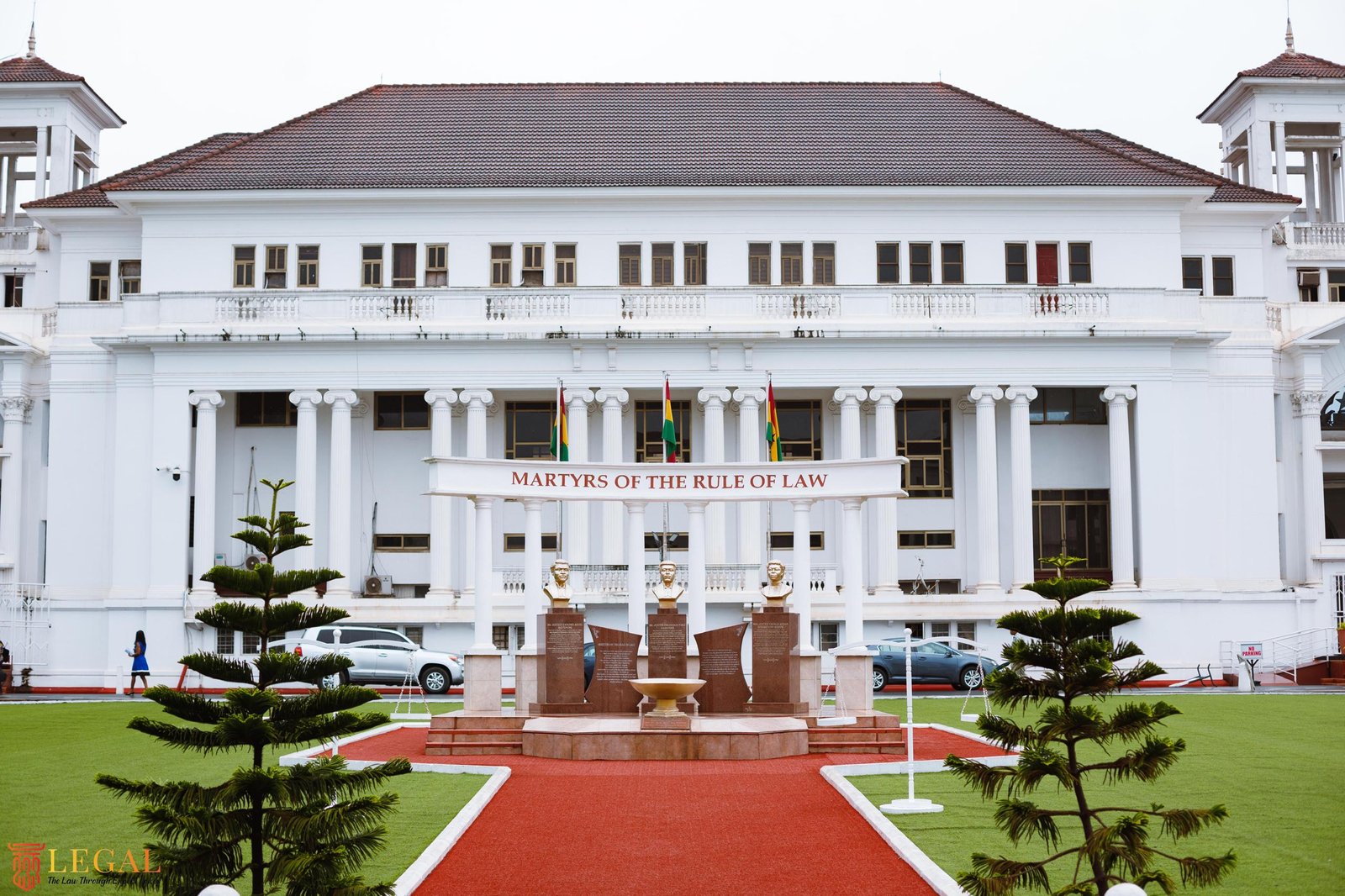Supreme Court Rejects Injunction to Halt Chief Justice’s Removal Petitions