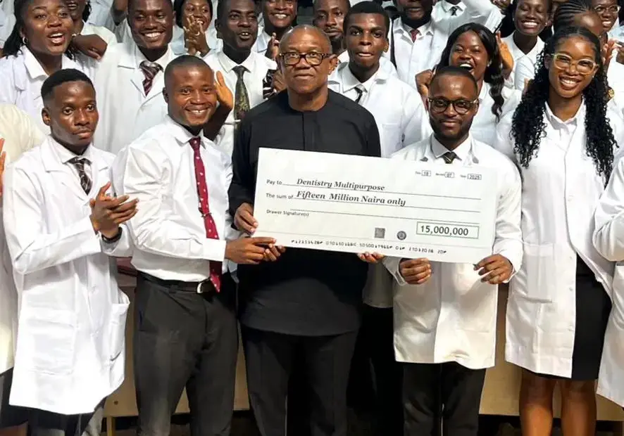 Peter Obi Donates 15 Million Naira To UNN Dentistry Department