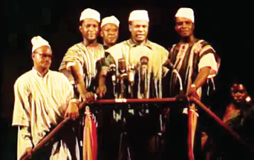 A Symbol of Independence: The Smock on the World Stage