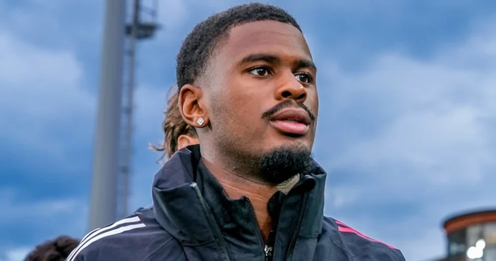 Chelsea Signs Jorrel Hato From Ajax